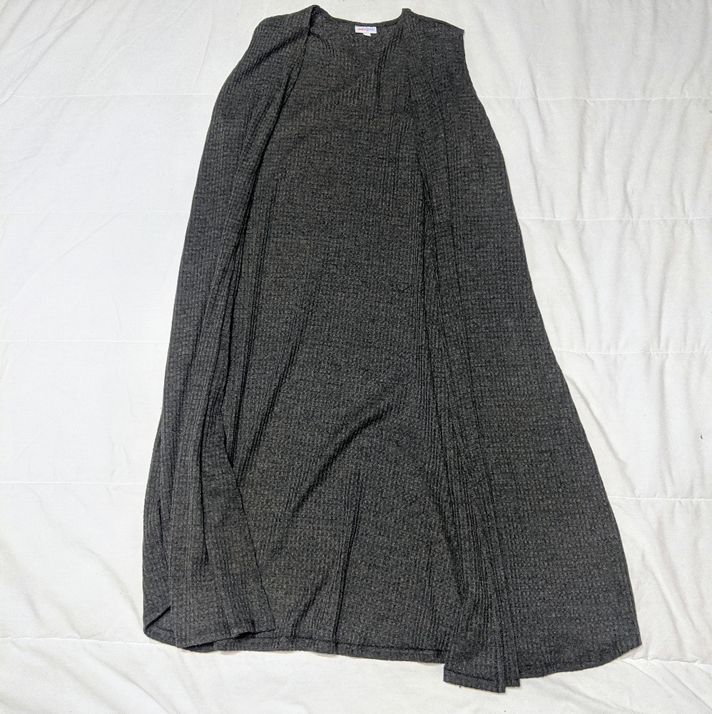 New Medium Gray Textured Joy